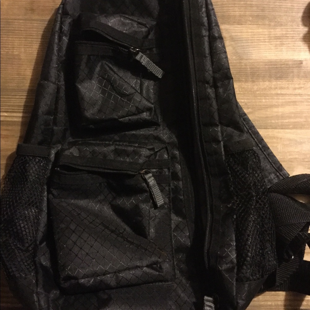 Thirty one sling back pack